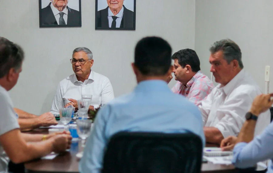 Nova diretoria da Faet realiza primeira reunião e define prioridades para 2026; confira os temas debatidos