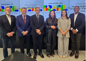 Articulada por Dorinha, governo federal enviará missão técnica a Palmas para colaborar na assistência a famílias impactadas no Taquari