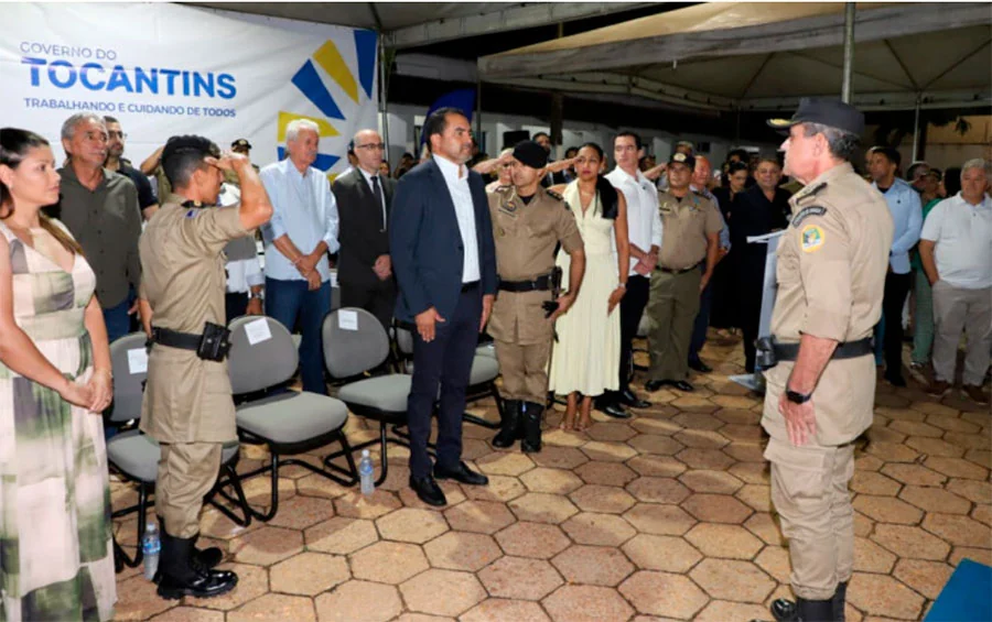 Em Araguaína, governador participa de passagem de comando do 2º Batalhão da PM e anuncia investimentos de R$ 3,5 milhões para unidade