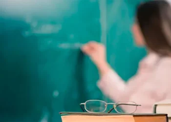 CNM manifesta inconformidade com o anúncio sobre a MP que altera o critério de reajuste do piso nacional do magistério