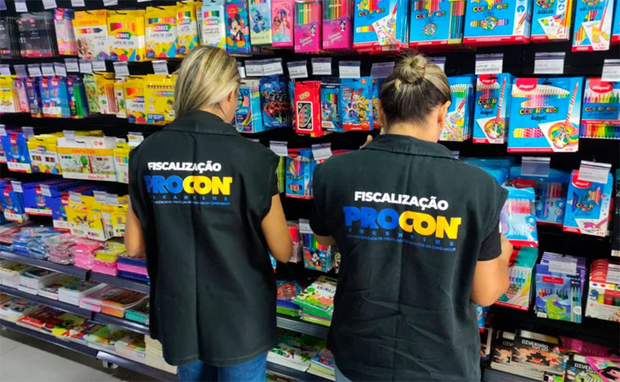 Procon encontra variação de até 300% em materiais escolares em Araguaína; maior variação é registrada na caneta esferográfica microline