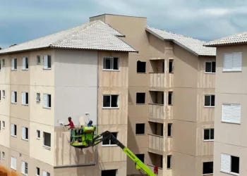 Com entrega prevista para julho deste ano, obras do Residencial Parque dos Ipês I, II e III alcançam 70% de execução