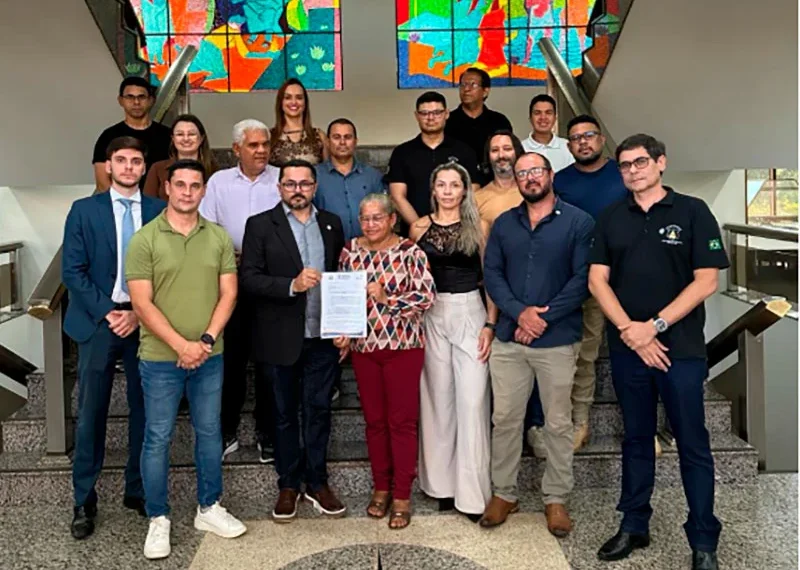 Sindicatos pedem adequação nas progressões, reajuste de diárias e atualização do auxílio alimentação