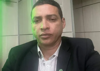 Ligado a Irajá, Cesinha assume comando do PSB no TO no lugar de Amastha; frente popular ampla para dar respaldo a Laurez para governador já tem PSD e PDT e pode receber PT