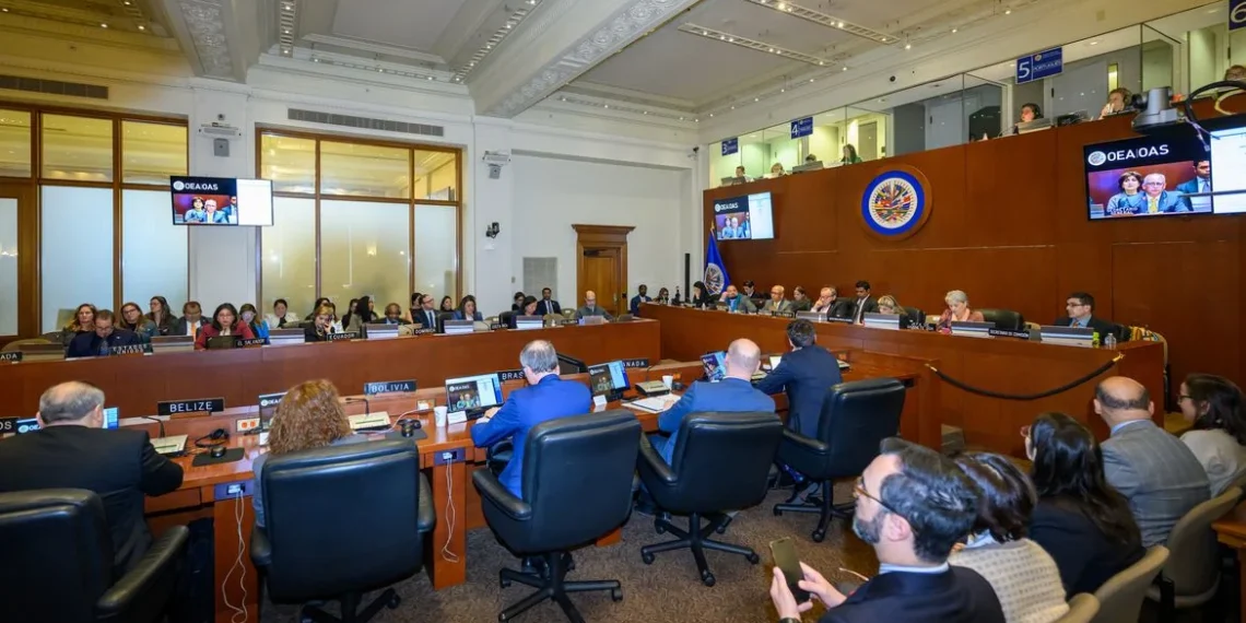 Reunião da OEA sobre Venezuela expõe divisão política no continente