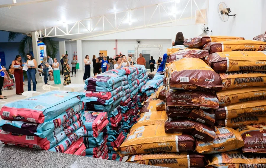 Com apoio a protetores, ONGs e tutores cadastrados, Palmas entrega mais uma etapa do Tigela Cheia nesta quinta-feira