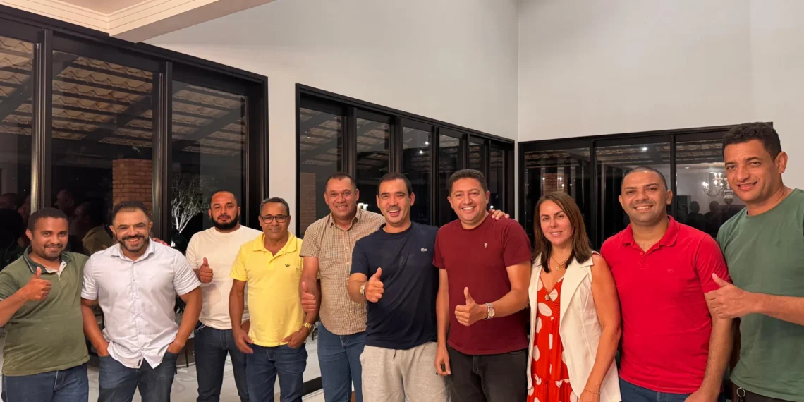 Em pré-campanha, Vicentinho Júnior recebe prefeitos de Santa Tereza, Ponte Alta, Novo Acordo e Lagoa do Tocantins