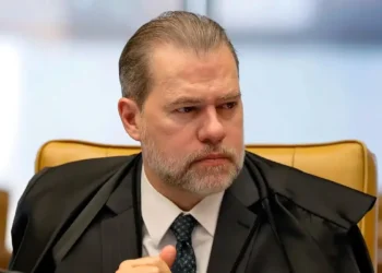 Após encontrar menção a Toffoli em celular do dono do Banco Master, PF pede ao presidente do STF a suspeição do ministro