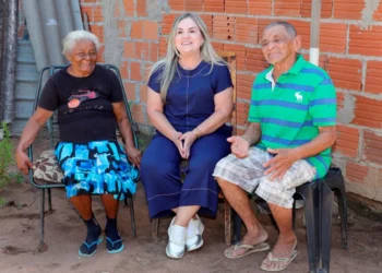 Recurso de R$ 350 mil destinado às 200 famílias atingidas pelas chuvas no Taquari já está liberado para saque, diz Setas