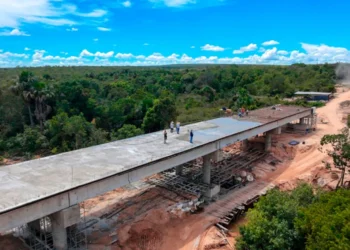 Com investimento de mais R$ 11 milhões, obras da Ponte Caracol, no Jalapão, chega a 75% de execução e entrega prevista para abril