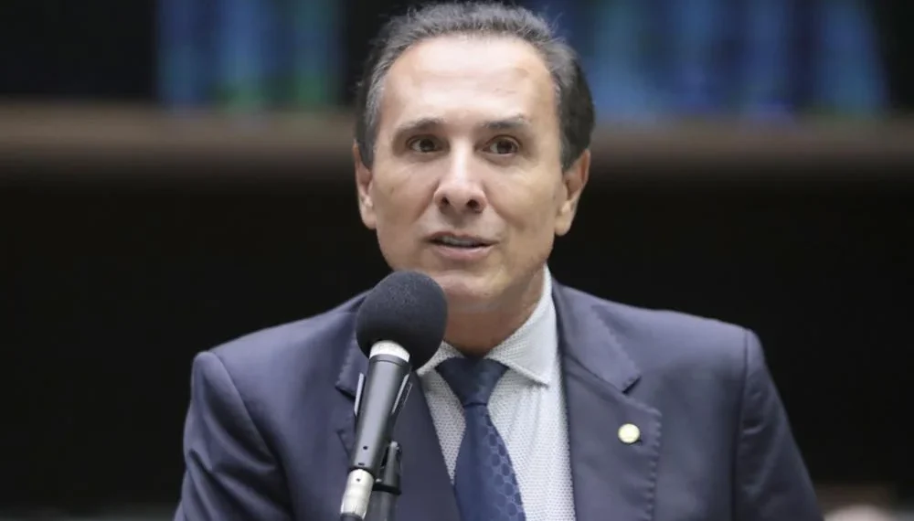 Vicentinho e Alexandre Guimarães vão à casa de Gaguim em meio à insatisfação de deputado com chapa palaciana