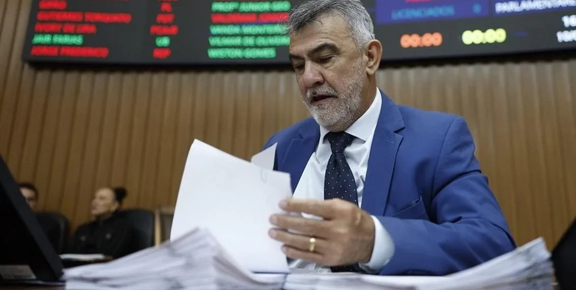 Amélio diz que precisa comandar partido para disputar governo, mas nega ultimato a Wanderlei sobre Republicanos: “Tenho que ter uma agremiação que eu possa presidir”