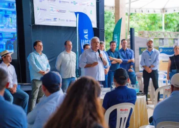 Laurez Moreira prestigia abertura da colheita do arroz e vê Tocantins com condições ideais para expandir produção