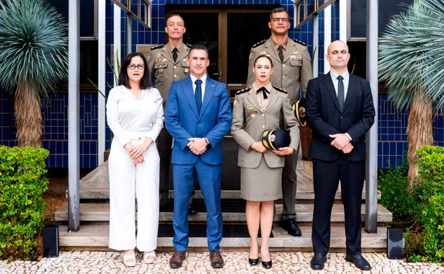 Delegação da Casa Militar visita embaixadas da Suíça e de Israel para intercâmbio na área de segurança institucional