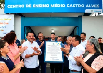 Governo entrega reforma do CEM Castro Alves, em Palmas, com investimento de R$ 2,3 milhões; unidade tem 600 estudantes matriculados em 2026