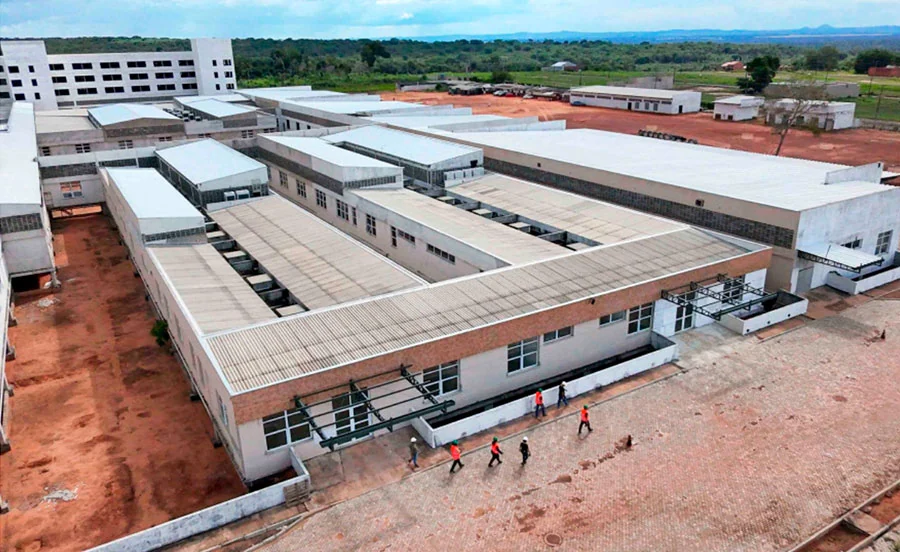 Obras do Hospital Geral de Araguaína atinge mais de 72% de execução e governo prevê entrega para o segundo semestre deste ano