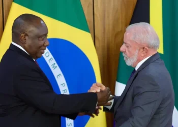 Lula: Brasil e África do Sul devem focar em autonomia para autodefesa