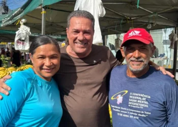 Vanderlei Luxemburgo cumpre agenda de pré-campanha em Araguaína com visita a projeto de formação de jovens atletas e à Feira Municipal