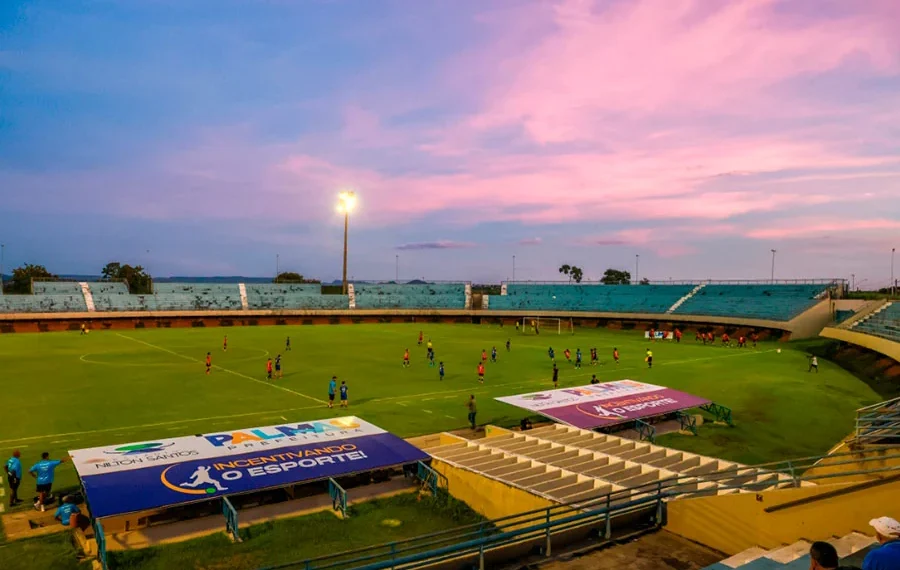 Após aprovação dos laudos exigidos pela CBF, Estádio Nilton Santos, em Palmas, está apto a receber torcida