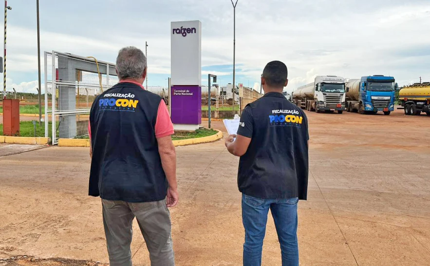 Após vistoriar postos, Procon solicita notas fiscais de compra de 13 distribuidoras para analisar a composição dos valores praticados nos combustíveis