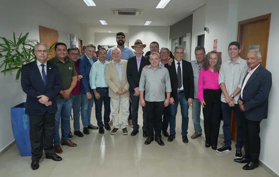 Com aperto nas contas, comitiva de prefeitos pede TCE mais flexível no controle do quadriênio