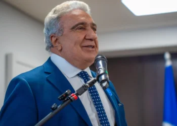 EM OFF | Amélio avalia sobre fim de governo para Wanderlei: “É momento de o governador cuidar da gestão e da política cuidamos nós”; grupo de ex-prefeitos estuda partido para ter chapa de estadual sem mandatário