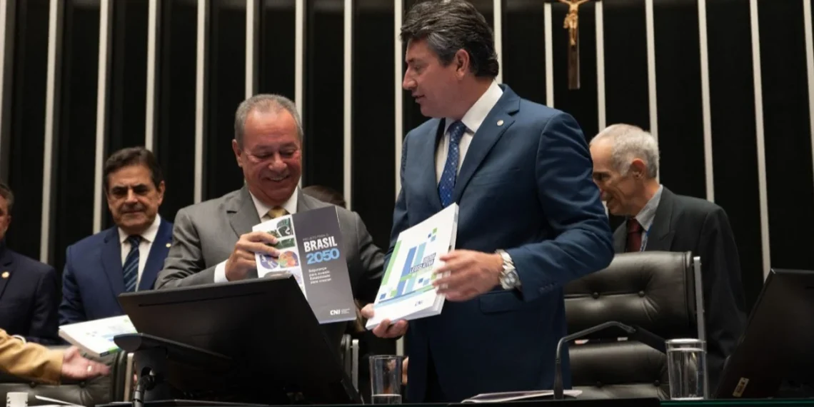 Em projeto que visa Brasil de 2050, CNI defende redução da taxa de juros, equilíbrio fiscal e participação do setor privado em acordos diplomáticos
