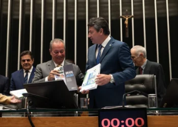 Em projeto que visa Brasil de 2050, CNI defende redução da taxa de juros, equilíbrio fiscal e participação do setor privado em acordos diplomáticos