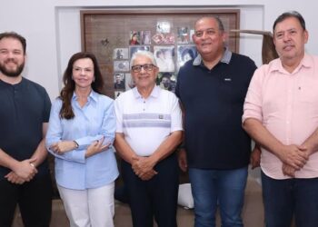 Dorinha Seabra tem agenda com presidente da Ciadseta e reforça diálogo com setor evangélico: “É momento de escuta e união”