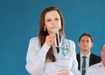 Dorinha Seabra anuncia R$ 7,5 milhões em emendas nas contas de 55 municípios para ações de assistência social e esporte