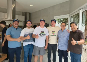 Damaso prestigia almoço de lideranças emedebistas em Paraíso do Tocantins e reforça alinhamento entre PSDB e MDB: “Construção coletiva com foco no resultado”
