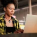 Mulheres ocupam 37,4% dos vínculos empregatícios em estabelecimentos com 100 ou mais empregados no Tocantins, aponta Ministérios