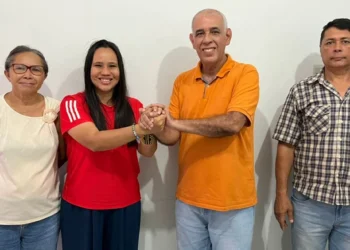 Pré-candidata a federal, Narubia faz dobradinha com Zé Roberto, que tentará vaga na Assembleia