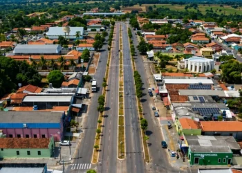 Pequizeiro é acionado a ressarcir R$ 61,8 mil por caso de funcionário fantasma; contratado para jornada de 40 horas, servidor cursava medicina em Palmas