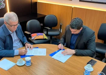 Prefeitura de Palmas e governo do Estado firmam acordo para executar projetos estruturantes na economia local