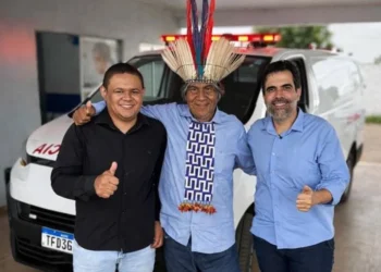 Ricardo Ayres garante R$ 10 milhões em veículos para transporte de pacientes no Tocantins