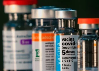 Tocantins recebe mais de 20 mil doses da vacina contra a covid-19; veja quem deve receber o imunizante