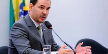 Vicentinho Júnior garante repasse de quase R$ 10 milhões que beneficiam moradores de 23 cidades do Tocantins