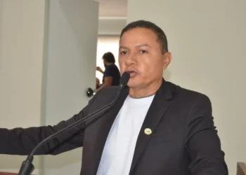 Base palaciana reage à filiação de Valdemar Jr ao MDB e articula lançamento do vereador Miúdo, de Porto, a deputado estadual