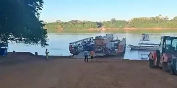 Balsa entre Pedro Afonso e Tupirama começa a operar após interdição de ponte na BR-235