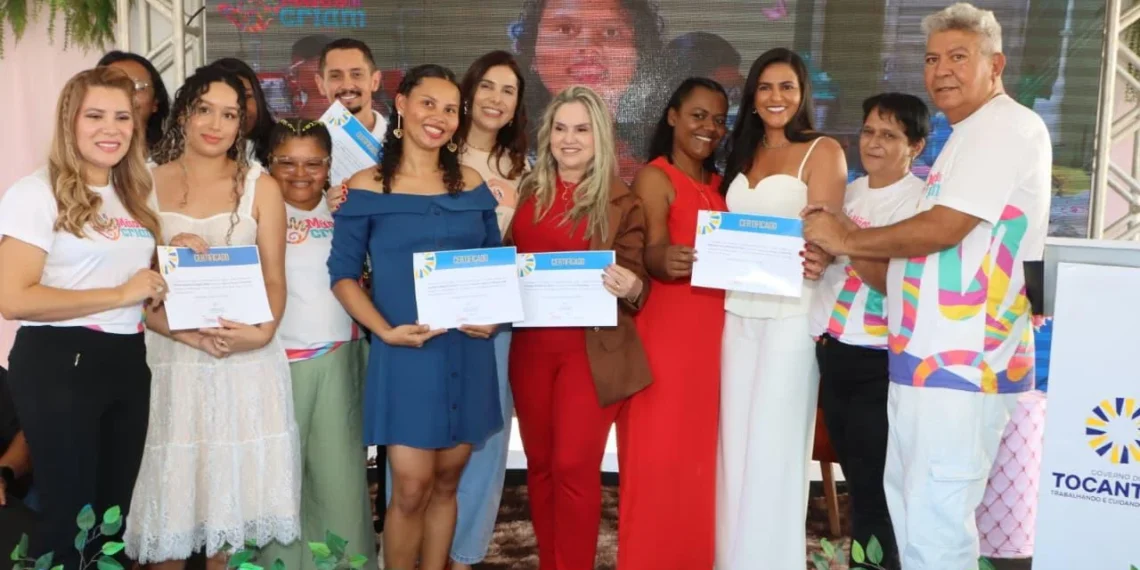 Karynne Sotero e Cleizenir Santos prestigiam formatura de 56 mulheres no projeto “Mãos que Criam” em Palmeirópolis