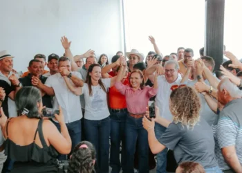 Em Sítio Novo, Dorinha Seabra consolida base no Bico do Papagaio com apoio formal de 7 prefeitos da região