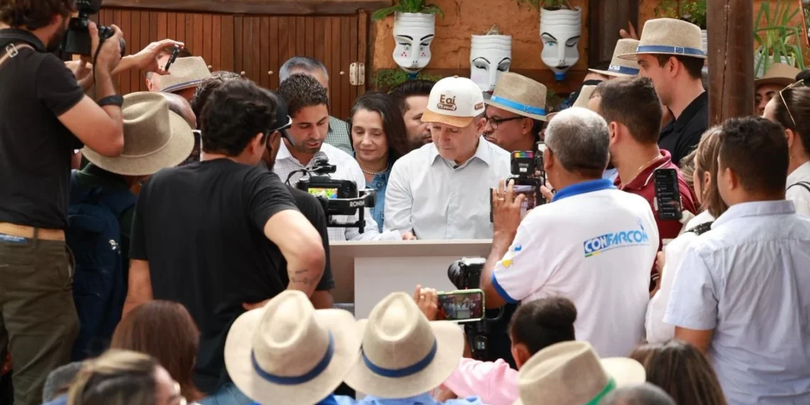 Na Agrotins, Palmas anuncia redução do ISS para serviços ligados ao setor agropecuário, revitalização de feiras e construção do Polo Agroindustrial Sustentável 