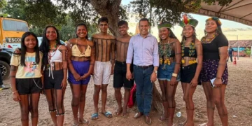 Fábio Vaz debate educação indígena e amplia diálogo com povos originários no Tocantins