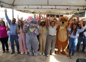 Karynne Sotero abre programação do Tocantins Amigo do Pet em Paranã com consultas e castrações gratuitas