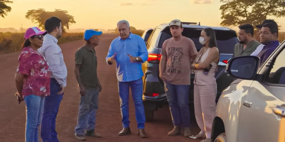 Ao lado de produtores, Laurez Moreira cobra pavimentação de trecho da TO-255; rodovia atende região produtora de arroz irrigado