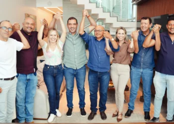 Prefeito de Almas, vice e quatro vereadores declaram apoio à pré-candidatura de Vicentinho Júnior