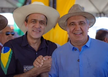 Luciano Oliveira reforça apoio à pré-candidatura de Laurez Moreira em Colmeia: “Experiência e competência”