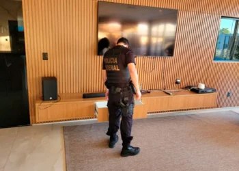 Polícia Federal cumpre quatro mandados de busca e apreensão que investigam crimes eleitorais ocorridos nas eleições municipais de 2024 em Araguaína