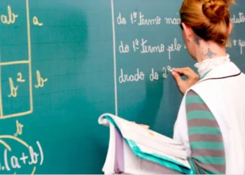 Justiça determina medidas para regularizar o quadro de profissionais da educação e realização de concurso público em Lagoa do Tocantins